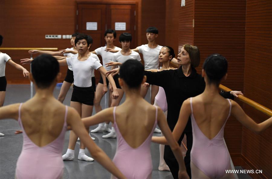 CHINA-SHENYANG-LIAONING BALLET TROUPE (CN)