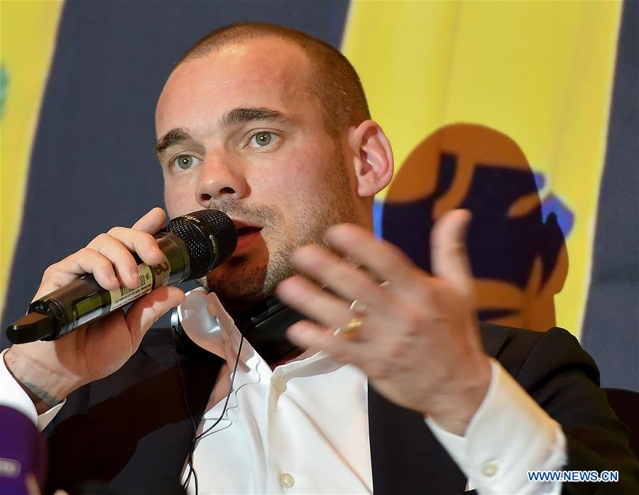 (SP)QATAR-DOHA-SOCCER-SNEIJDER