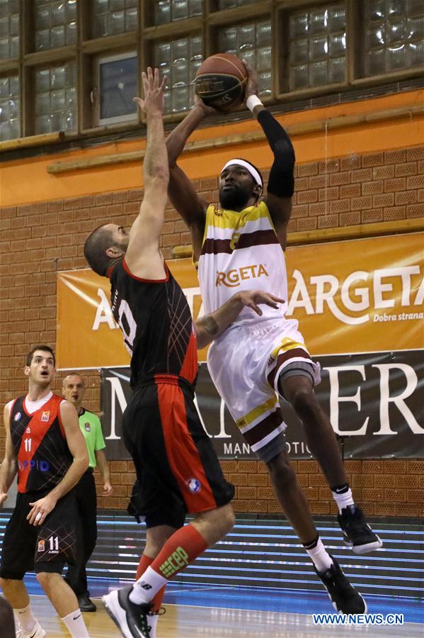 (SP)BOSNIA AND HERZEGOVINA-SARAJEVO-BASKETBALL