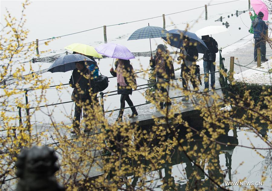 CHINA-HANGZHOU-SNOWFALL(CN)