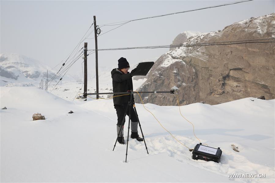 CHINA-XINJIANG-SCIENCE-RESEARCH-SNOW (CN)