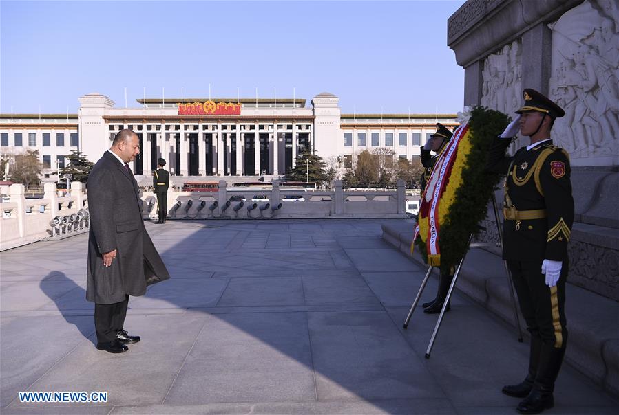 CHINA-BEIJING-TONGA-MONUMENT-TRIBUTE (CN)