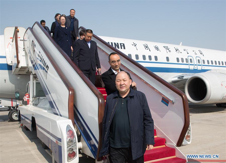 (TWO SESSIONS)CHINA-BEIJING-NPC DEPUTIES-ARRIVAL (CN)