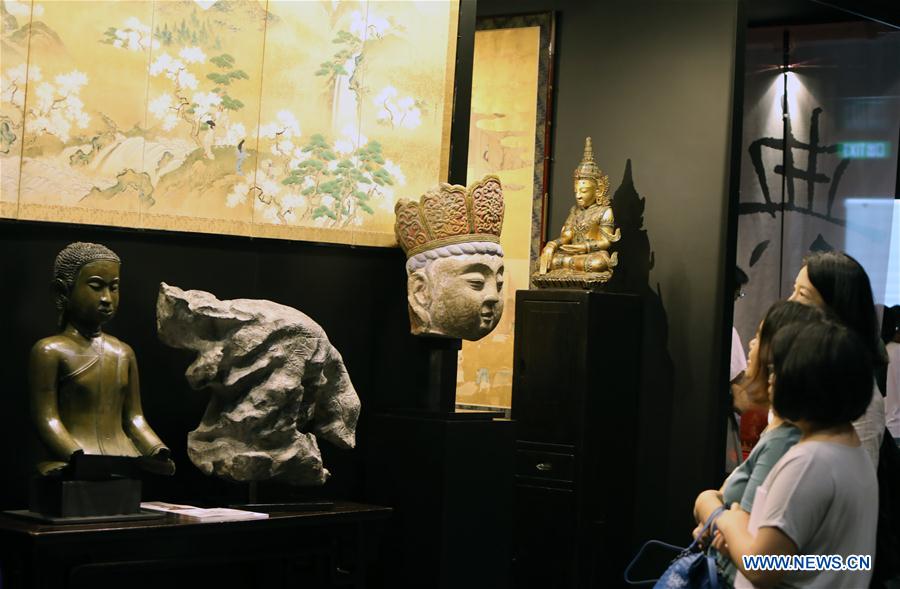 CHINA-HONG KONG-ANTIQUES FAIR (CN)