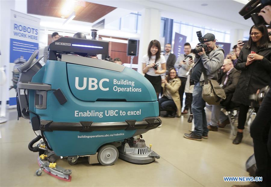 CANADA-VANCOUVER-FLOOR-CLEANING-ROBOT