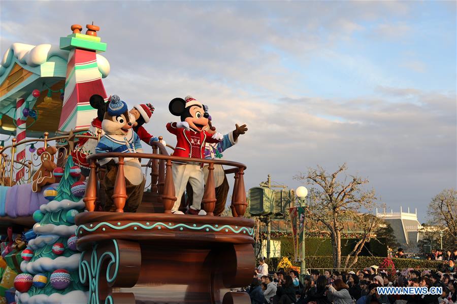 JAPAN-CHIBA-DISNEY-CHRISTMAS PARADE