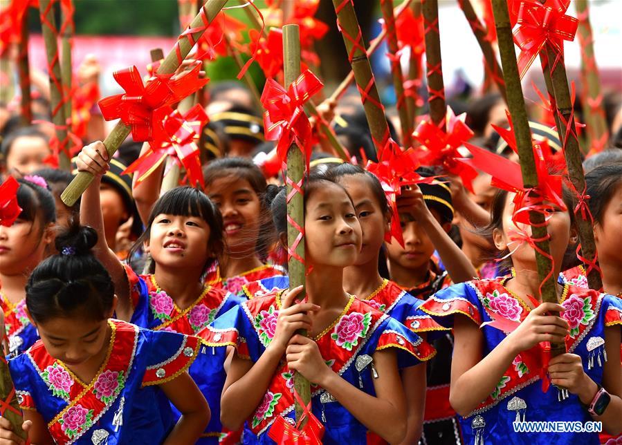 CHINA-GUANGXI-CAMPUS-TRADITIONAL CULTURE (CN)