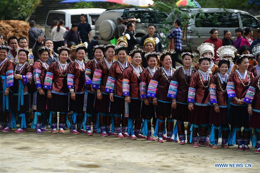 CHINA-GUANGXI-ETHNIC GROUP-COSTUMES (CN)