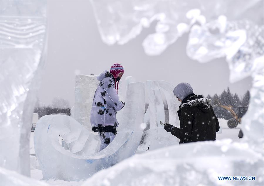 CHINA-JILIN-CHANGCHUN-SNOW AND ICE-SCULPTURE (CN)