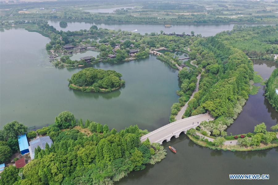 CHINA-JIANGSU-CHANGSHU-SHANGHU LAKE-SCENERY (CN)