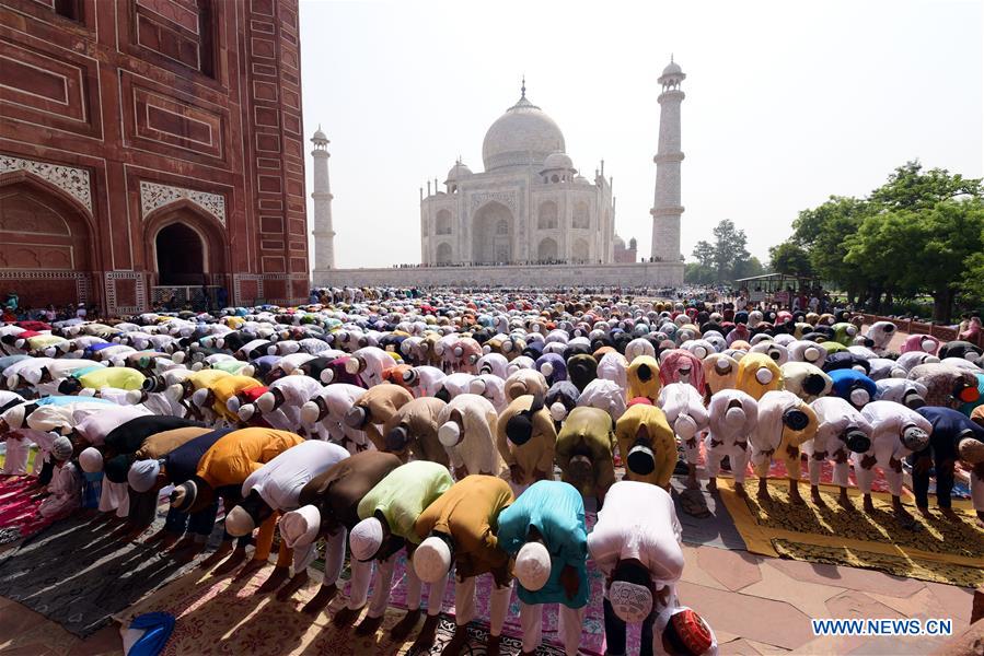 XINHUA PHOTOS OF THE DAY