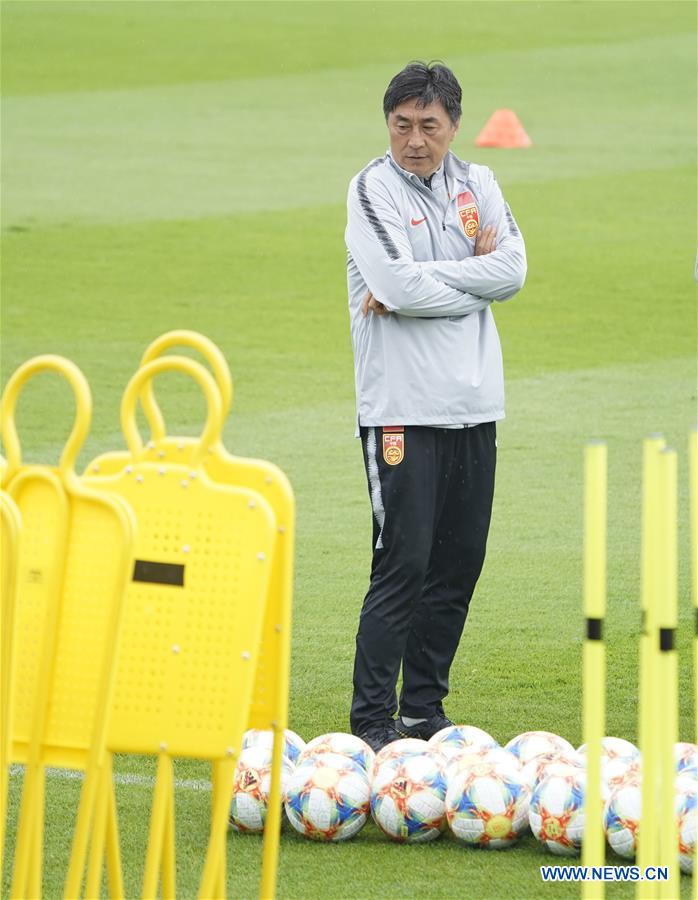 (SP)FRANCE-LE HAVRE-2019 FIFA WOMEN'S WORLD CUP-ROUND OF 16-CHINA-TRAINING SESSION