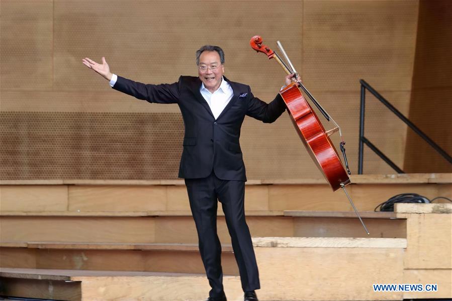 U.S.-CHICAGO-YO-YO MA-FREE CONCERT