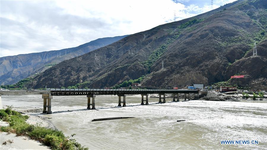 CHINA-SICHUAN-TIBET-HIGHWAY-BRIDGES(CN)