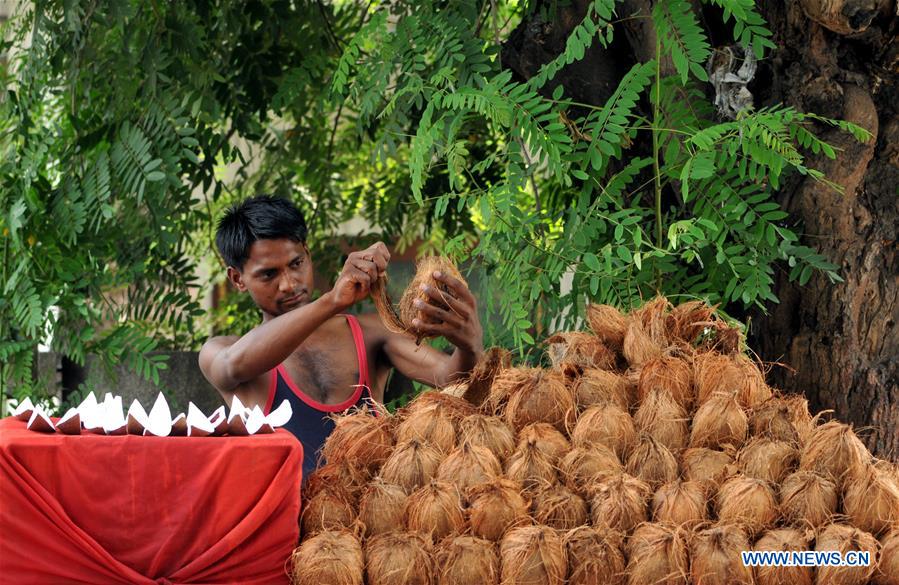 KASHMIR-JAMMU-COCONUT-VENDOR