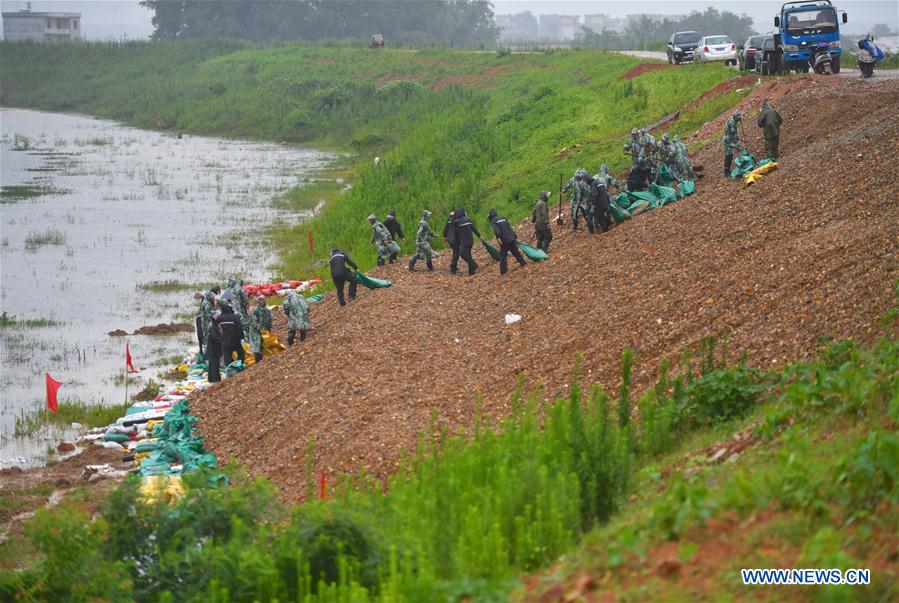 CHINA-JIANGXI-YUGAN-FLOOD FIGHTING (CN)