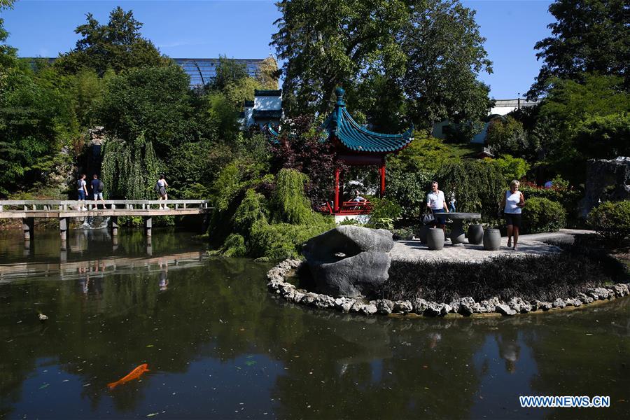 BELGIUM-BRUGELETTE-PAIRI DAIZA-SCENERY