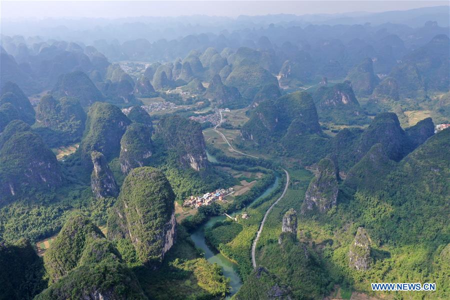 CHINA-GUANGXI-LUOCHENG-GEOPARK-SCENERY (CN)