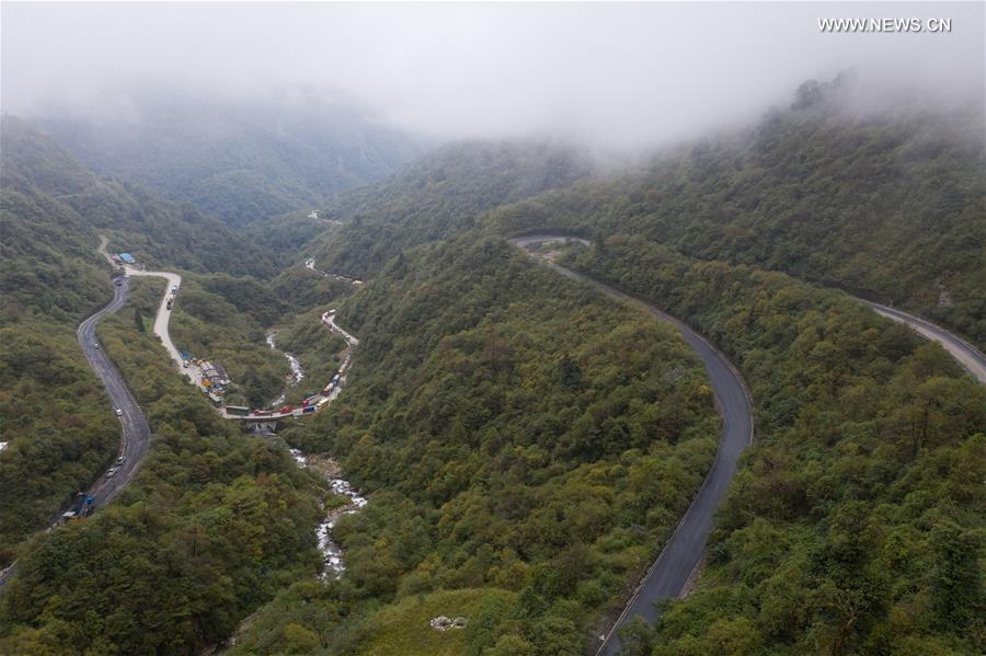 CHINA-SICHUAN-TIBET HIGHWAY (CN)