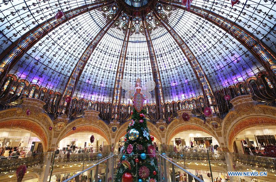 FRANCE-PARIS-GALERIES LAFAYETTE-CHRISTMAS TREE