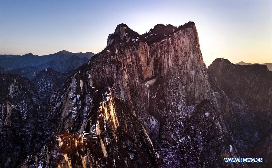 CHINA-SHAANXI-MOUNT HUASHAN-SUNSET (CN)