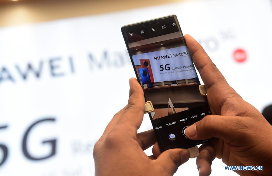 KUWAIT-FARWANIYA GOVERNORATE-HUAWEI-5G SMARTPHONE-LAUNCH