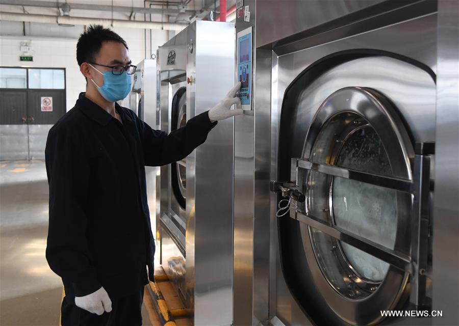 CHINA-BEIJING-NOVEL CORONAVIRUS-EPIDEMIC-RAILWAY-BEDDING-CLEANING-DISINFECTION (CN)