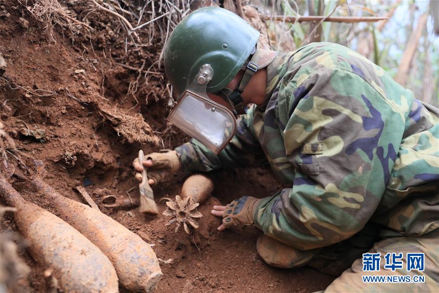 （圖文互動(dòng)）（1）和平年代，離死神最近的人——南部戰(zhàn)區(qū)陸軍云南掃雷大隊(duì)邊境掃雷排爆記事