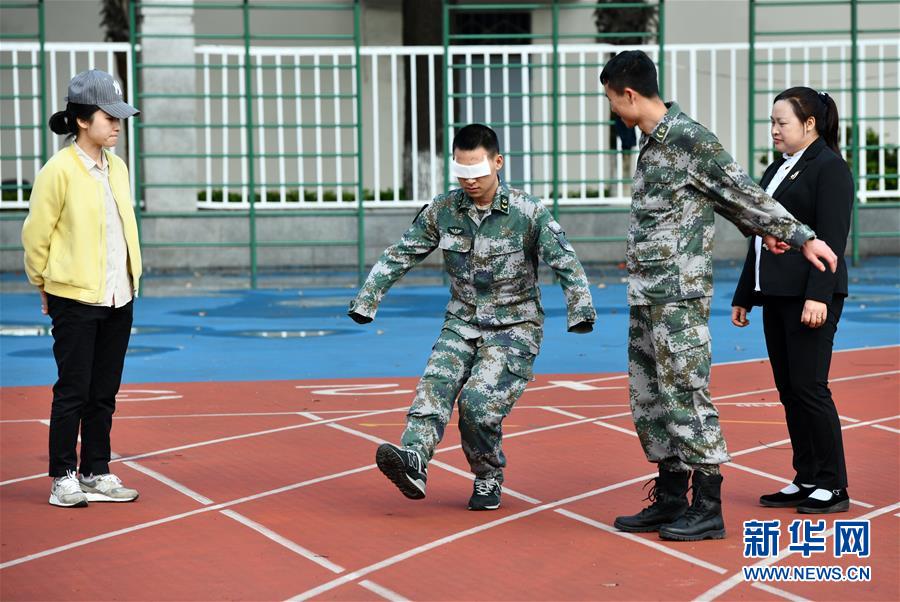 （時(shí)代先鋒·圖文互動(dòng)）（7）新時(shí)代最可愛的人——記陸軍某掃雷排爆大隊(duì)英雄戰(zhàn)士杜富國