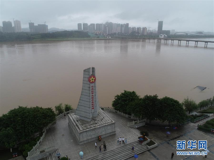 （新華全媒頭條·壯麗70年·奮斗新時代——共和國發(fā)展成就巡禮·圖文互動）（4）不渝的初心 壯麗的答卷——革命老區(qū)江西70年發(fā)展巡禮