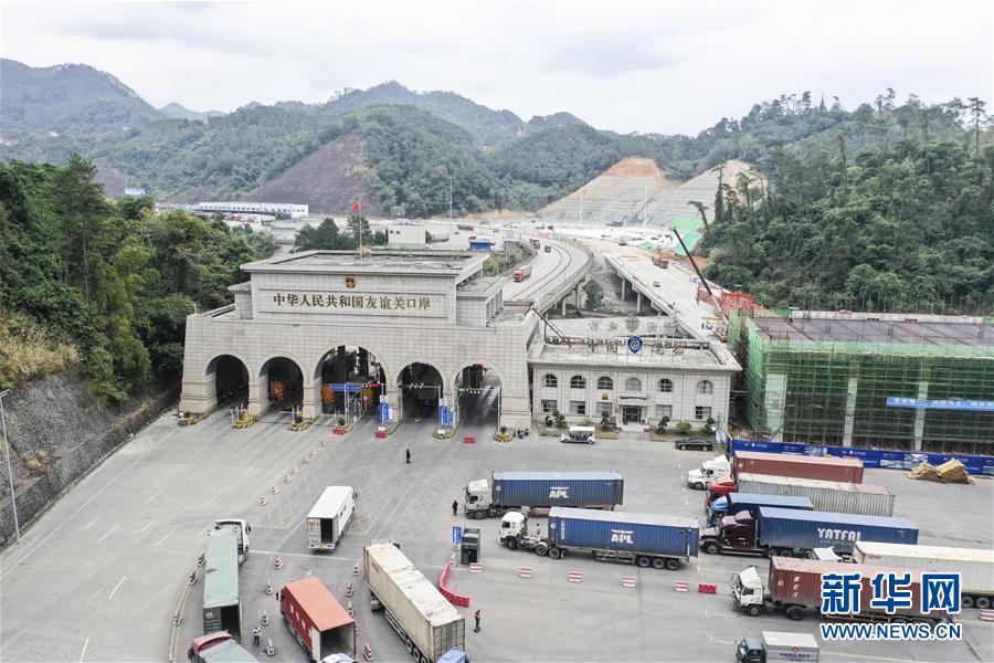 （新華全媒頭條·圖文互動）（7）暢通雙循環(huán) 共享大市場——從東博會看中國新發(fā)展格局