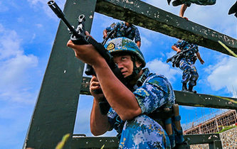 海軍陸戰(zhàn)隊特種障礙訓練，敢來嗎？