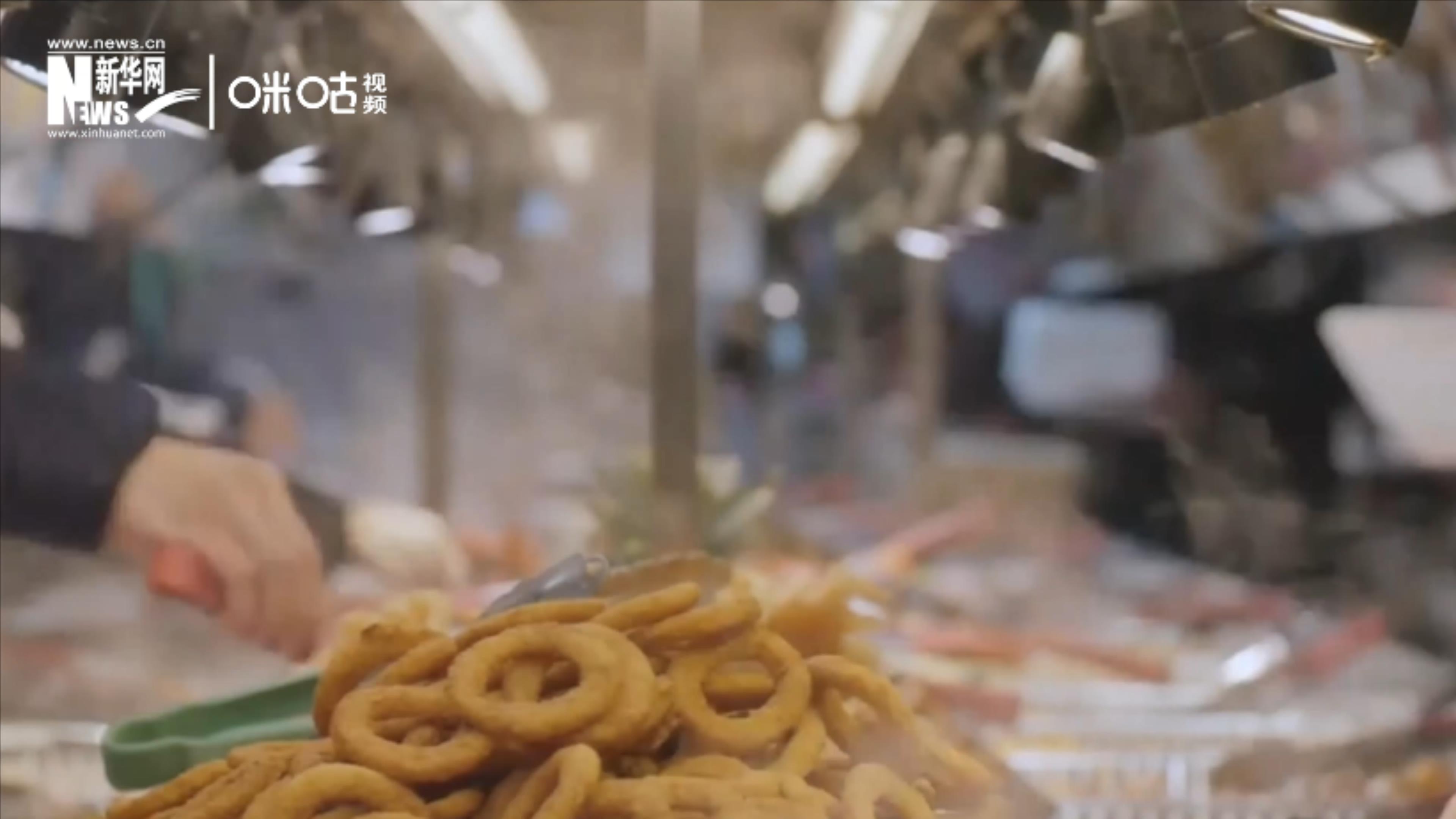 成噸的糧食遭到損失或浪費，同時也有很多人正在挨餓