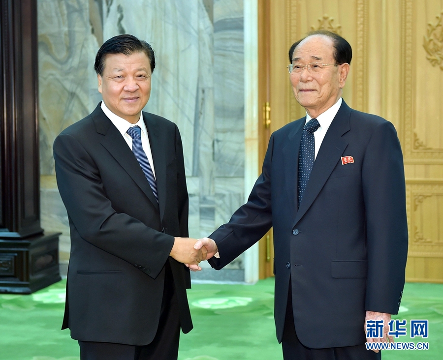 10月10日，正在朝鮮訪問的中共中央政治局常委、中央書記處書記劉云山在平壤會見朝鮮勞動黨中央政治局常委、最高人民會議常任委員會委員長金永南。 新華社記者 李濤 攝