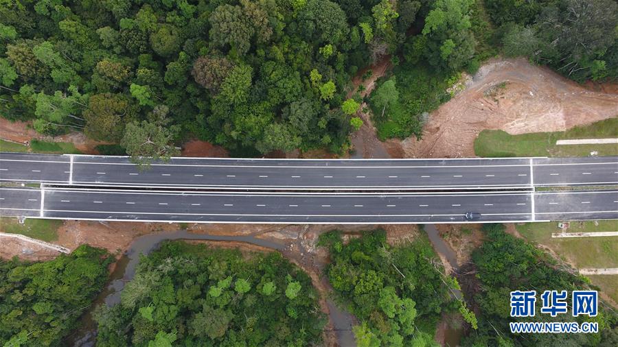 （國(guó)際·圖文互動(dòng)）（5）中企承建斯里蘭卡南部高速公路延長(zhǎng)線全線通車(chē)