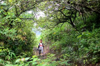 大山深深，擋不住小小讀書郎的求學夢